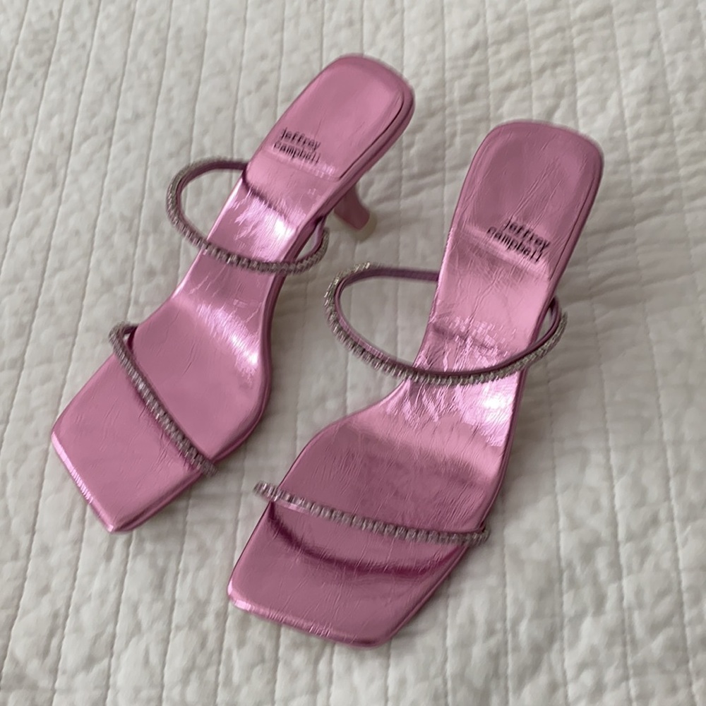 Pink heels - Picture 4 of 5